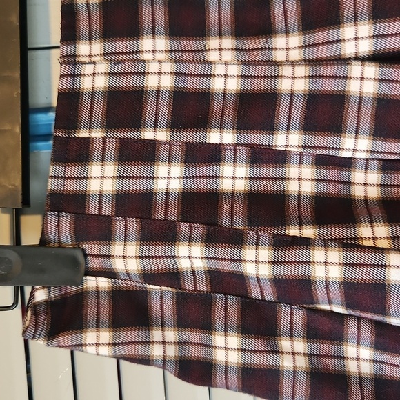 Final Sale Forever 21 Purple and White mini skirt - Picture 3 of 10